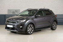 Kia Stonic 2017- рр. Бокові пороги Allmond Black (2 шт., Алюміній) фото 1
