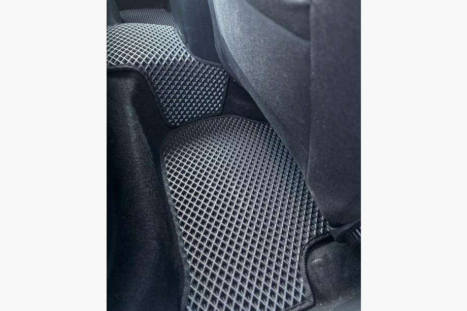 Volkswagen Golf 6 2008-2014 рр. Килимки EVA (чорні) Фото 3