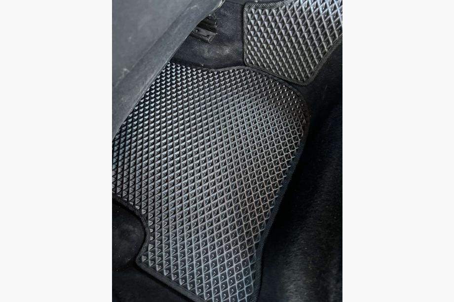 Volkswagen Golf 6 2008-2014 рр. Килимки EVA (чорні) Фото 4
