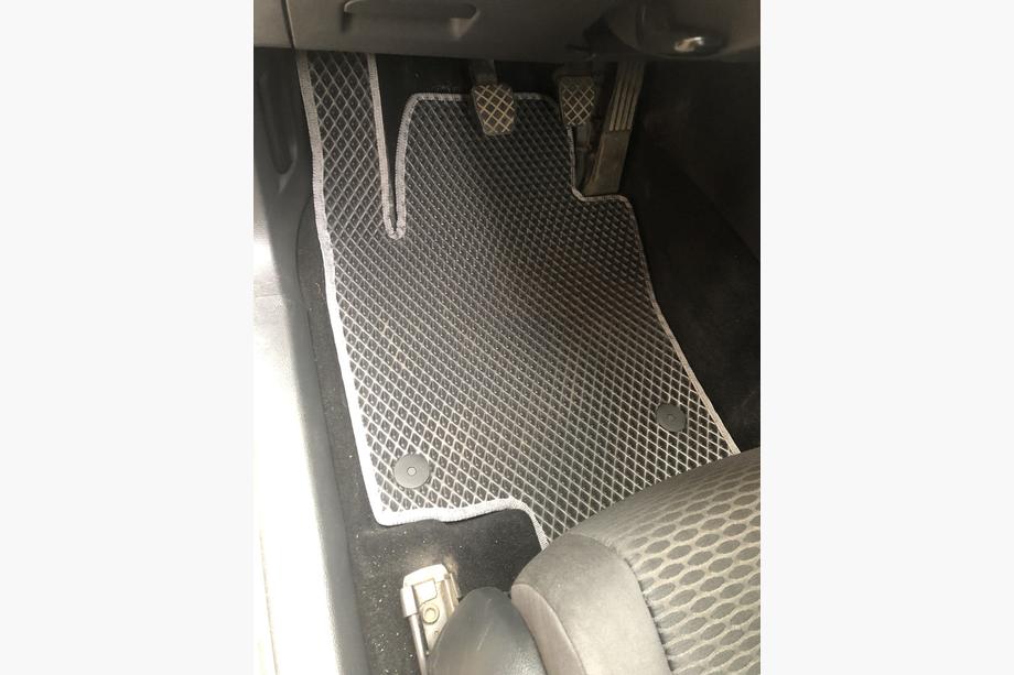 Volkswagen Golf 6 2008-2014 рр. Килимки EVA (чорні) Фото 6
