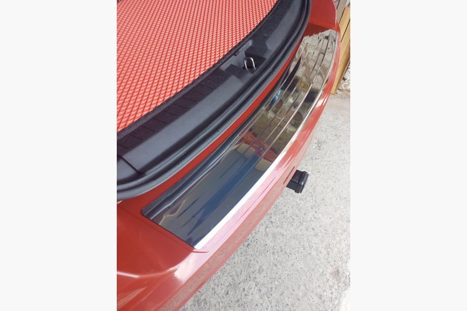 Dodge Journey 2008-2020 рр. Накладка на задній бампер Carmos (нерж) Фото 1