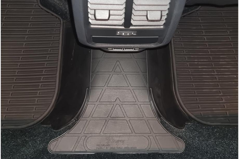 Volkswagen Passat B7 2012-2015 рр. Задня перемичка килимок USA (Stingray Premium) Image