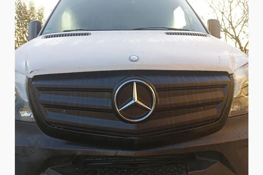Mercedes Sprinter W906 2006-2018 рр. Зимова накладка на решітку V2 (2013↗) Image