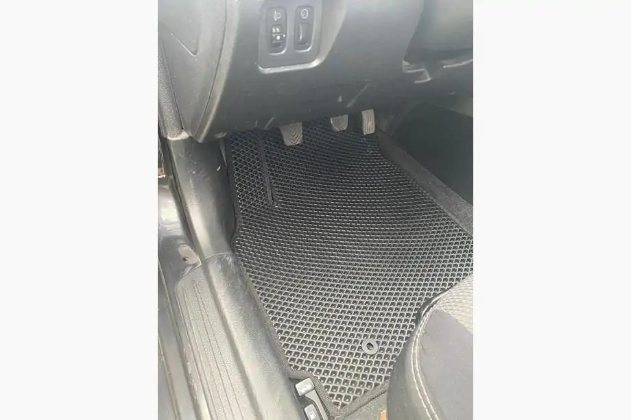 Mitsubishi Lancer 9 2004-2008 рр. Килимки EVA (чорні)