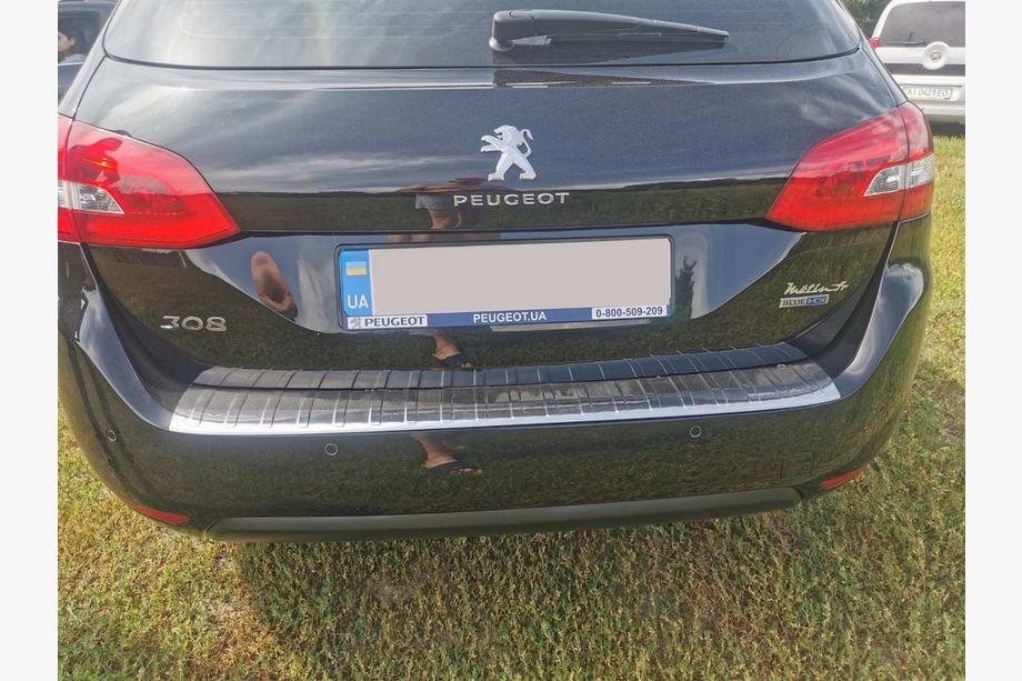 Peugeot 308 2014-2021 рр. Накладка на задній бампер Carmos (SW, нерж) Фото 2