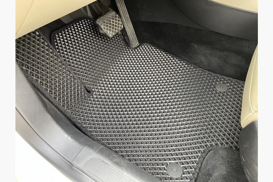 Килимки EVA (чорні) Image