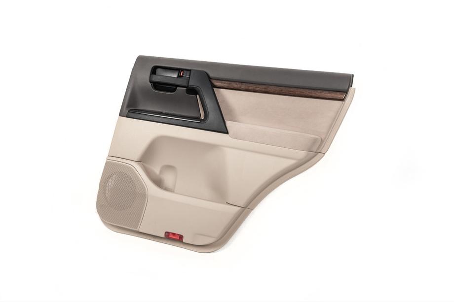 Toyota Land Cruiser 200 2007-2021 рр. Рестайлінгова обшивка дверей (1 шт) Фото 5