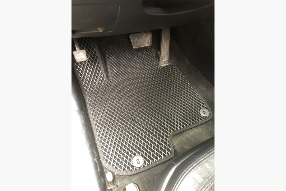 Kia Sportage 2010-2015 рр. Килимки EVA V1 (чорні) Image