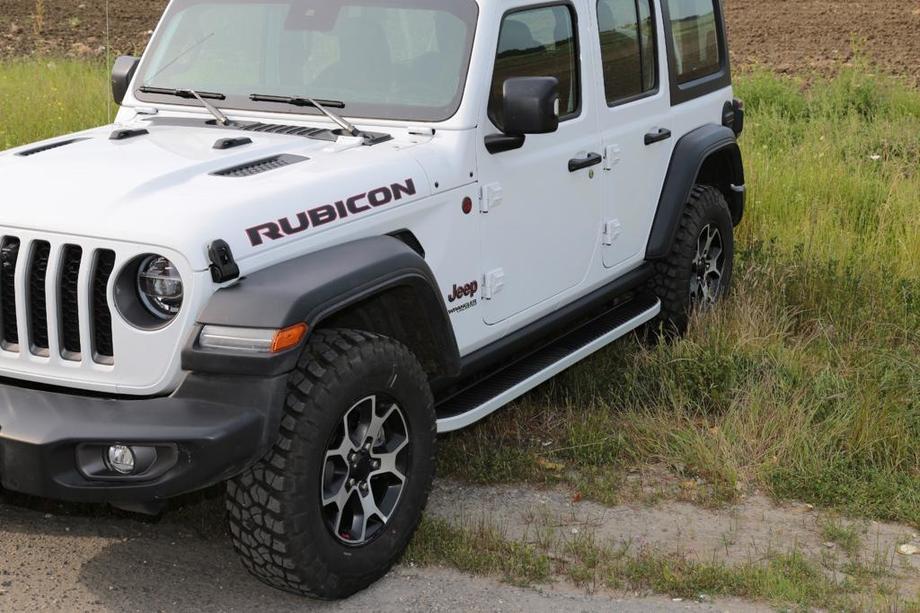 Бокові пороги Tayga Grey (2 шт., Алюміній) Image Бокові пороги Tayga Grey (2 шт., Алюміній) Image