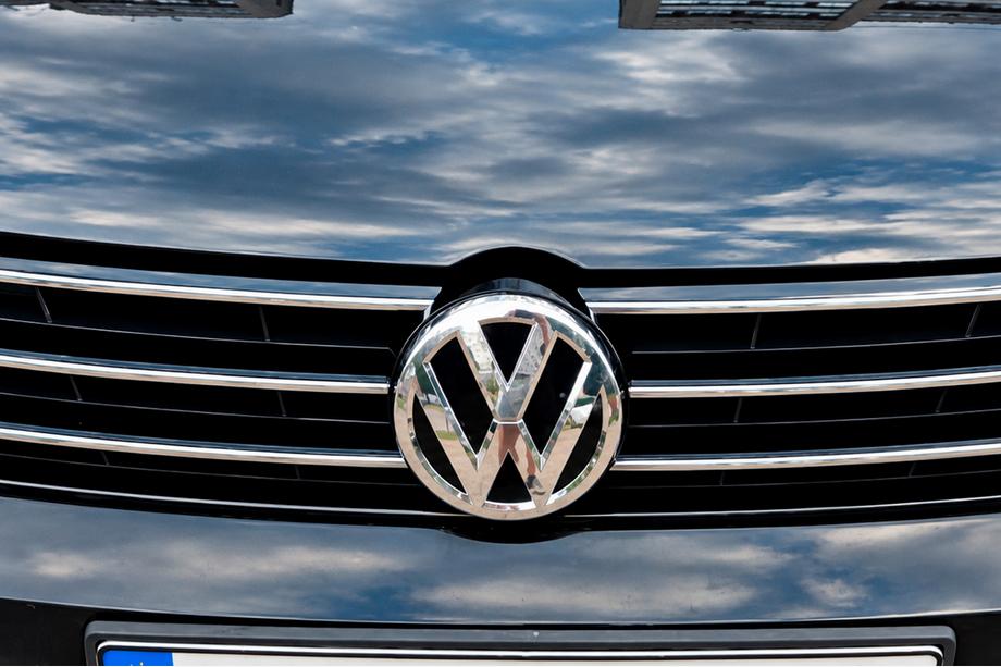 Volkswagen Polo 2017- рр. Передній значок 3G0853601B (2017-2020) Image