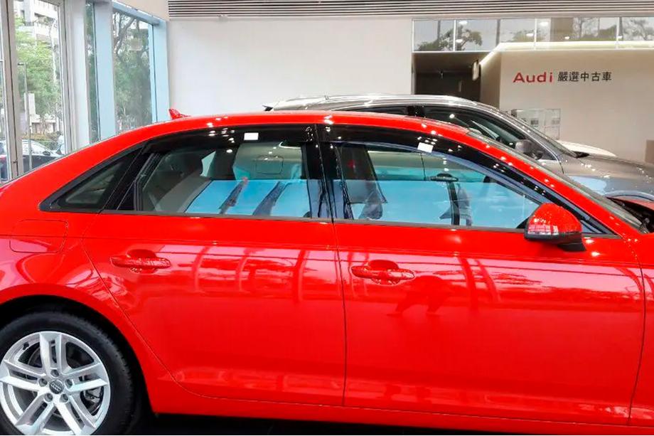 Audi A4 B9 2015-2024 рр. Вітровики Sedan (4 шт, HIC) Image