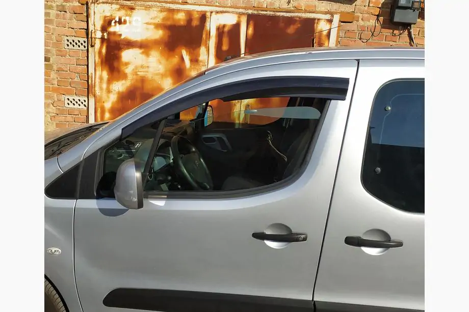 Peugeot Partner Tepee 2008-2018 рр. Вітровики (2 шт., Sunplex Sport) Фото 2