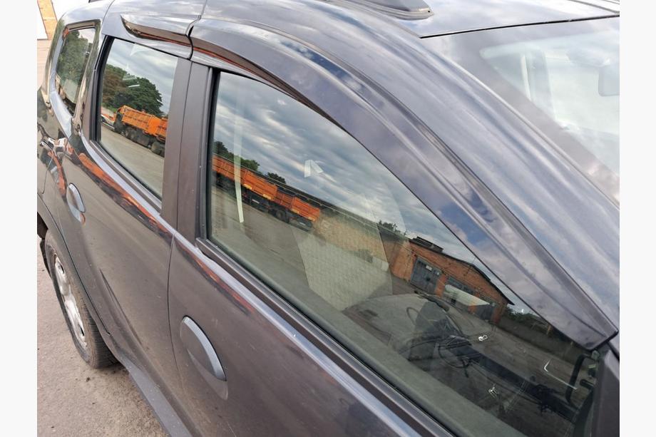 Dacia Duster 2008-2018 рр. Вітровики (4 шт., Sunplex Sport) Фото 4