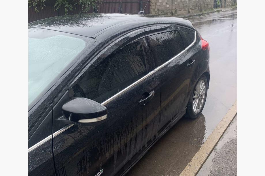Ford Focus III 2011-2017 рр. Вітровики HB/Sedan (4 шт., Sunplex Sport) Image