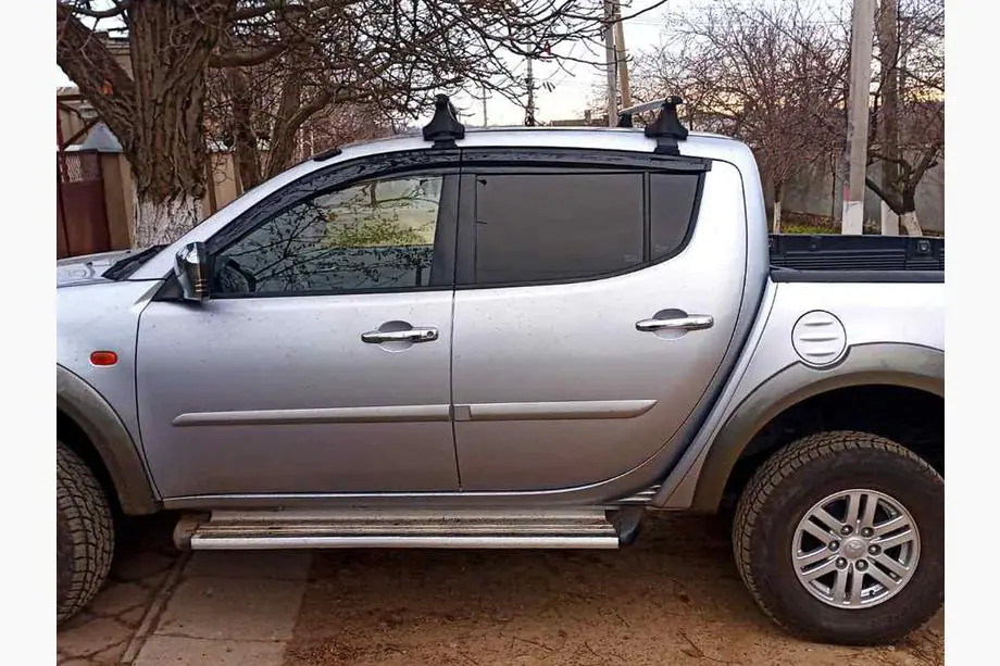 Mitsubishi L200 2006-2015 рр. Вітровики (4 шт., Sunplex Sport)