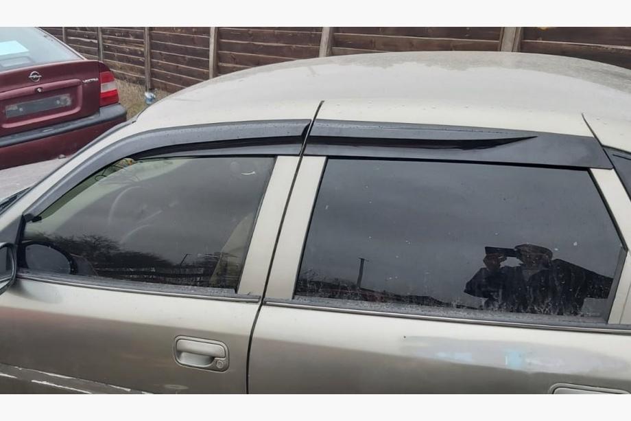 Opel Vectra B 1995-2002 рр. Вітровики SD (4 шт., Sunplex Sport) Image