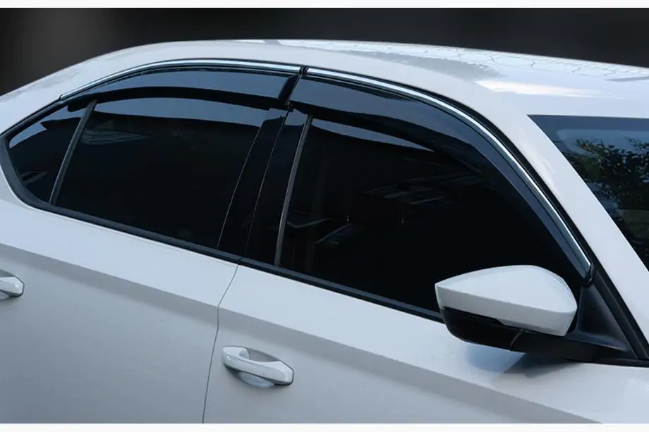 Skoda Superb 2015-2024 рр. Вітровики з хромованим молдингом SD (4 шт., Sunplex Chrome) Фото 1