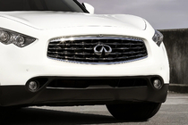 Infiniti QX70 2013-2019 рр. Передня накладка Libao (пластик) фото 3