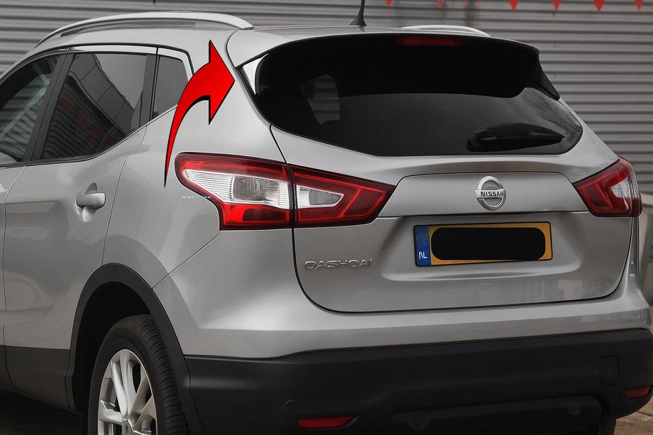 Nissan Qashqai 2014-2021 рр. Накладки під спойлер Libao (2 шт, пласт) Фото 1