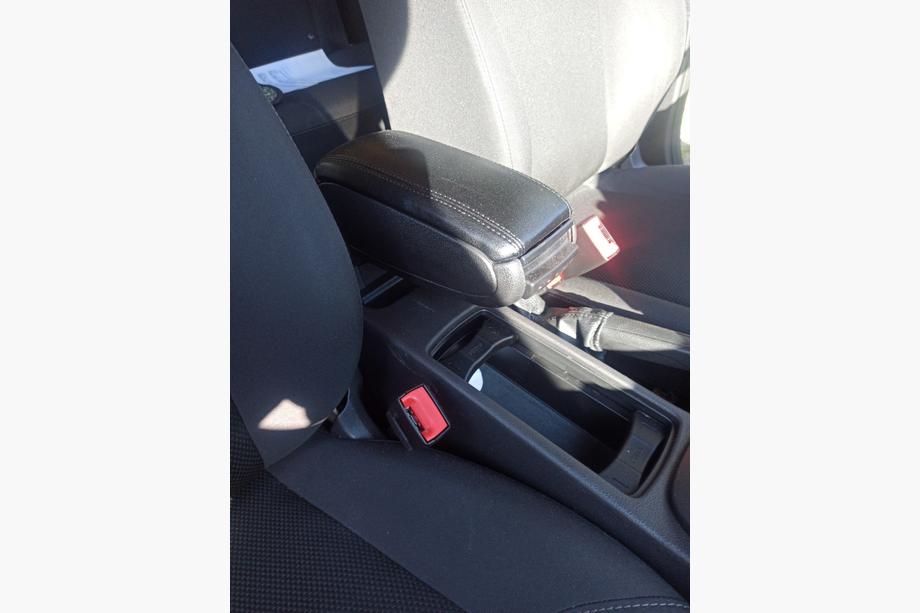 Ford Focus III 2011-2017 рр. Підлокітник 2015+ чорний Image