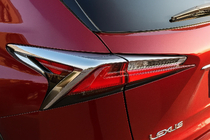 Lexus NX 2014-2021 рр. Накладки на стопи (2 шт, ABS) фото 2