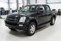 Isuzu D-Max 2002-2011 рр. Бокові пороги Bosphore Black (2007-2012, 2 шт., Алюміній) фото 1