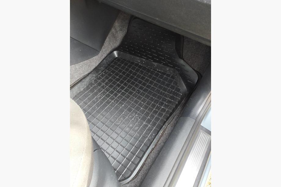Skoda Fabia 2000-2007 рр. Гумові килимки з бортом (4 шт, Polytep) Фото 2