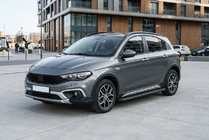 Fiat Tipo Cross 2021- рр. Бокові пороги Bosphorus Black (2 шт., Алюміній) фото 1