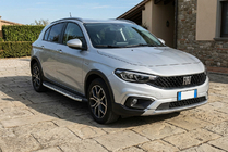 Fiat Tipo Cross 2021- рр. Бокові пороги Fullmond (2 шт., Алюміній) фото 1