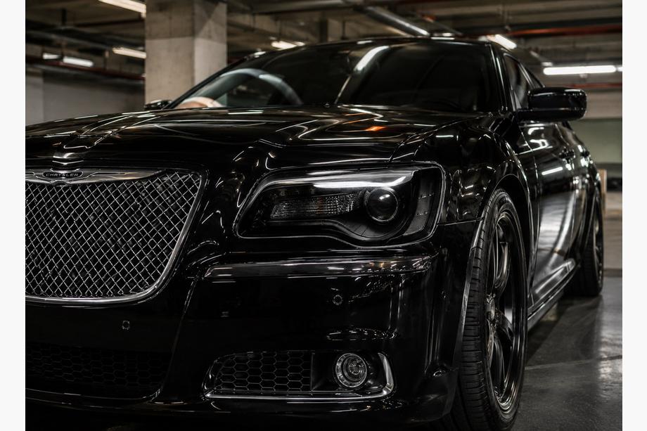 Chrysler C300 2011-2023 рр. Передні фари Black Edition (2 шт) Image