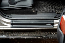 Volkswagen Amarok 2010-2022 рр. Накладки на дверні пороги EuroCap (4 шт, ABS) фото 2