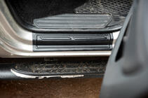 Volkswagen Amarok 2010-2022 рр. Накладки на дверні пороги EuroCap (4 шт, ABS) фото 4