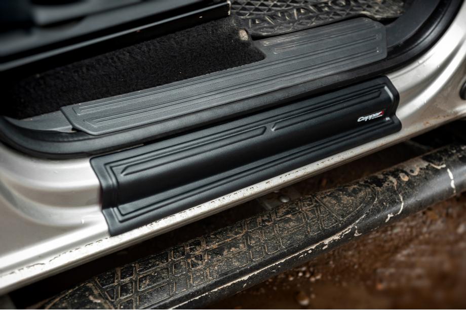 Volkswagen Amarok 2010-2022 рр. Накладки на дверні пороги EuroCap (4 шт, ABS) Image