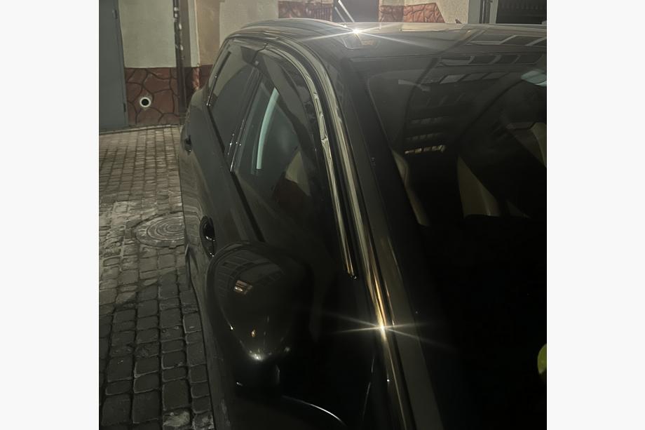 Peugeot 5008 2016-2023 рр. Вітровики з хромованим молдингом (4 шт., Niken) Фото 5