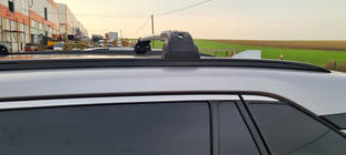 Toyota Rav 4 2019- рр. Поперечний багажник на інтегровані рейлінги Strong (2 шт) фото 10