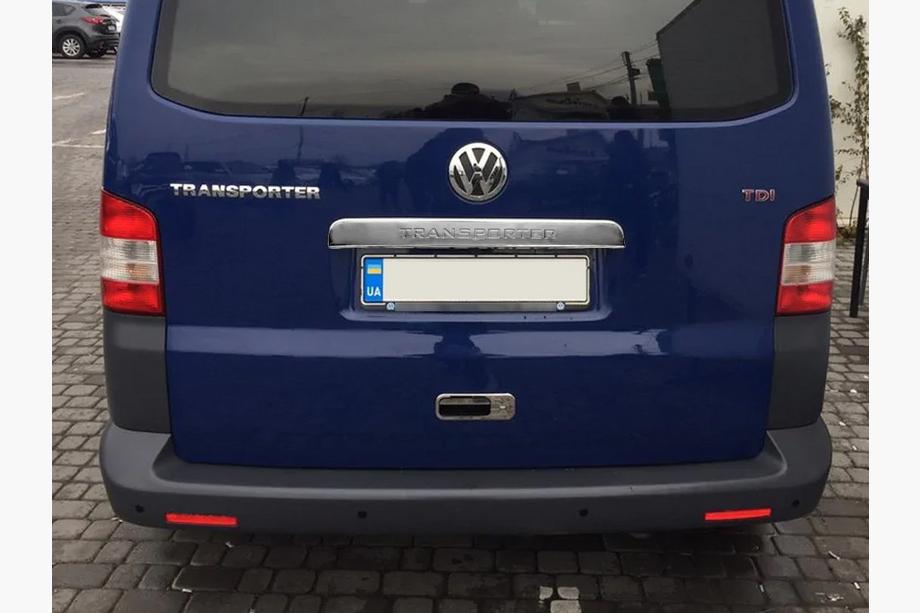 Volkswagen T5 Transporter 2003-2010 рр. Планка над номером для дверей Ляда (з написом, нерж) Carmos - Турецька сталь