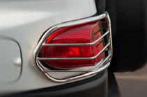 Toyota FJ Cruiser 2006-2022 рр. Захист задніх фонарів (нержавійка, 2 шт) фото 2