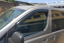 Hyundai H300, H1, Starex 2008-2020 рр. Зовнішня окантовка стекол (2 шт, нерж.) фото 1